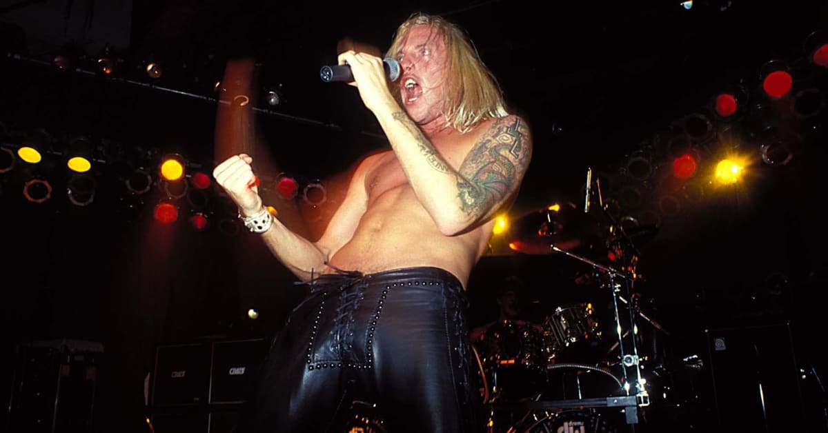Warrant come out swingin' - Metal Edge Magazine