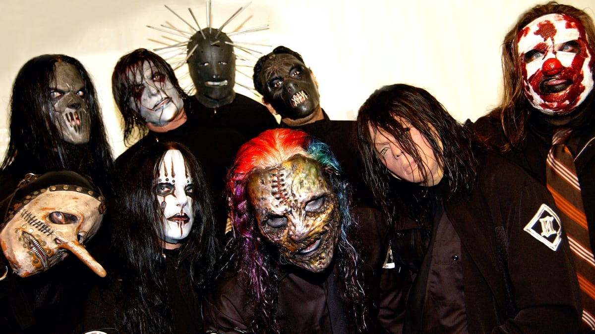 The (sic) world of Slipknot - Metal Edge Magazine