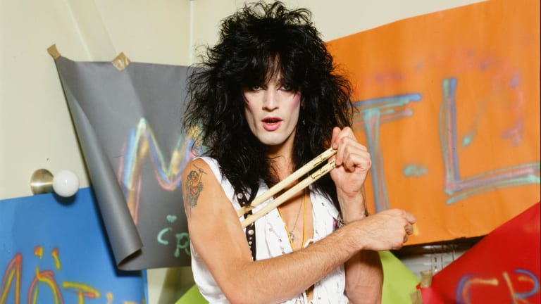 Backstage and one-on-one with Mötley Crüe's Tommy Lee