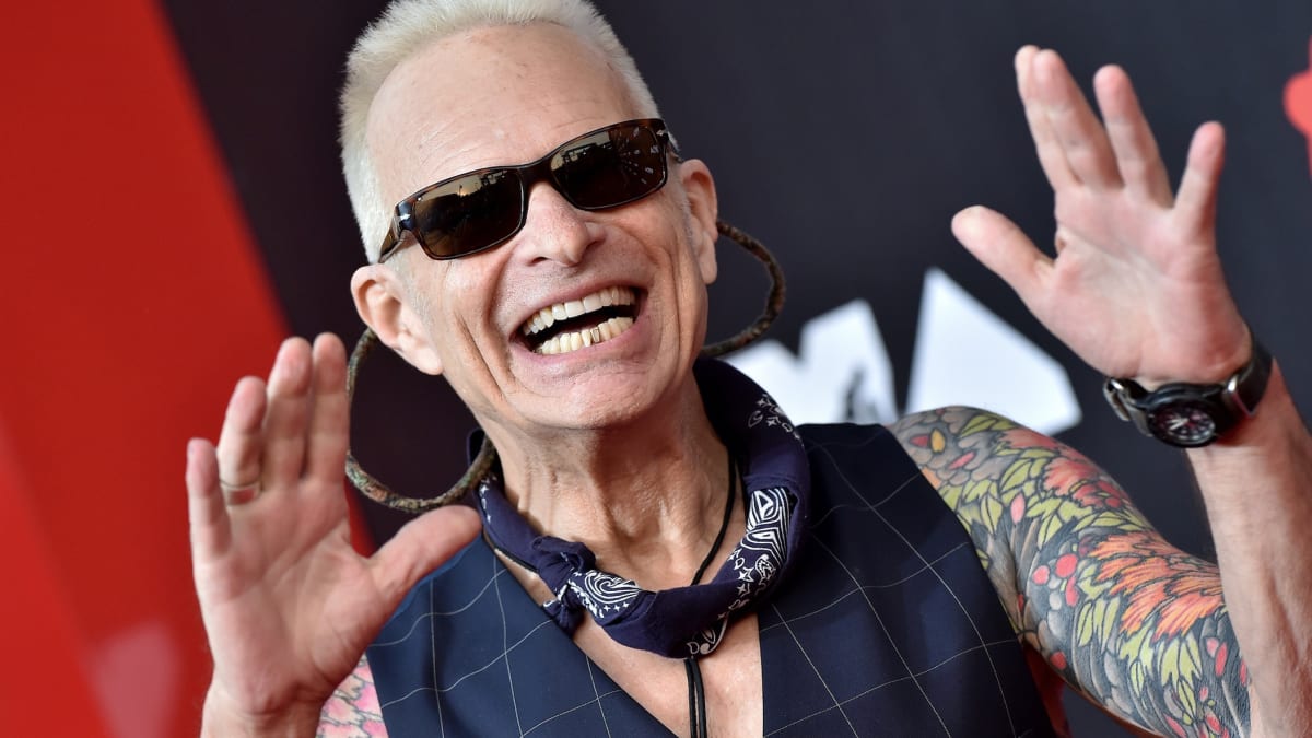 David Lee Roth has 14 new 'studio live' songs recorded and