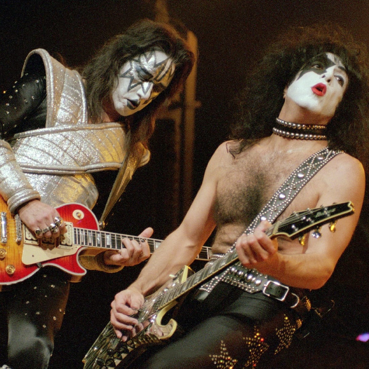 Ace Frehley demands formal apology from Paul Stanley within seven days for  'piss' comment - Metal Edge Magazine
