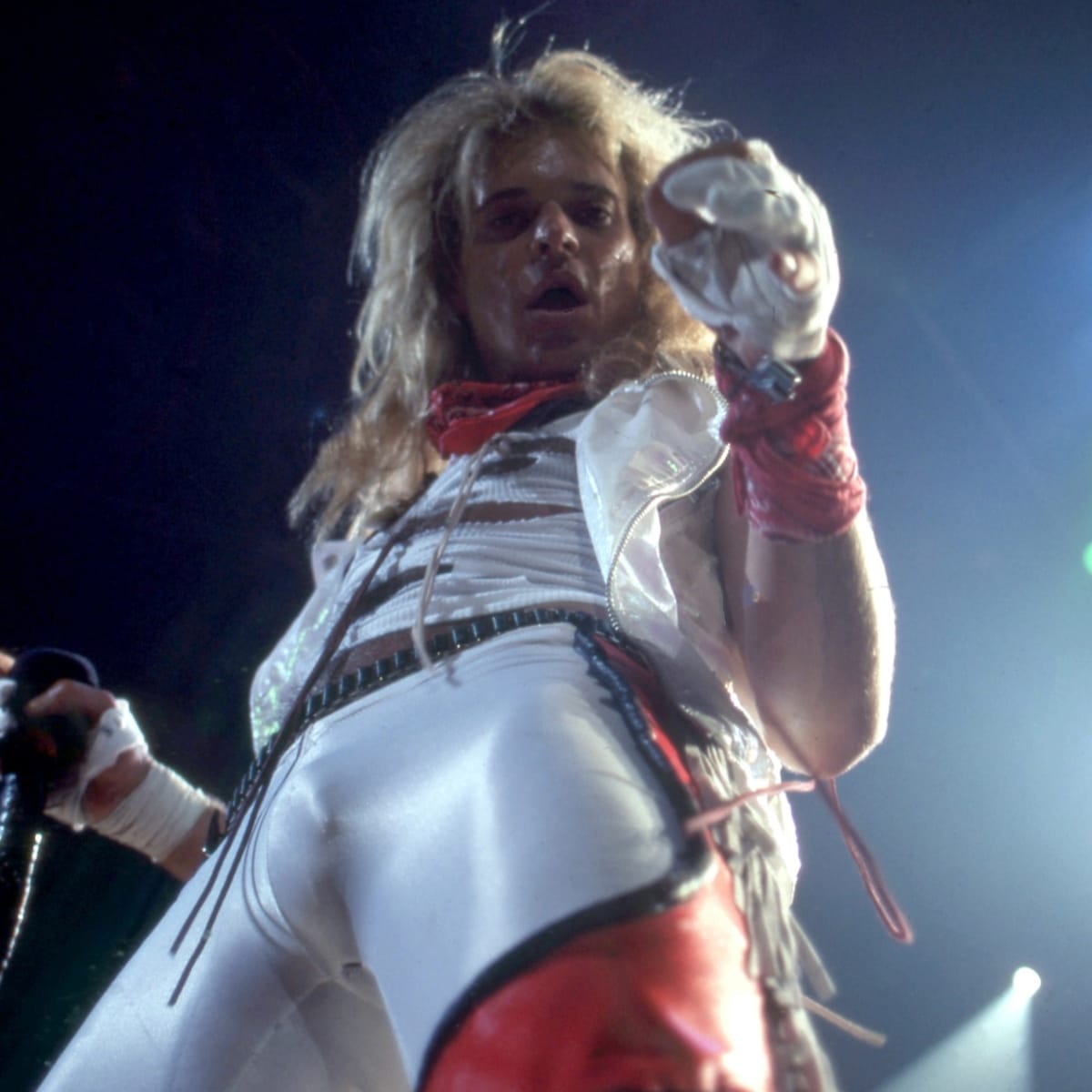 David Lee Roth shares newly-recorded version of Van Halen's 'Dance the  Night Away' - Metal Edge Magazine