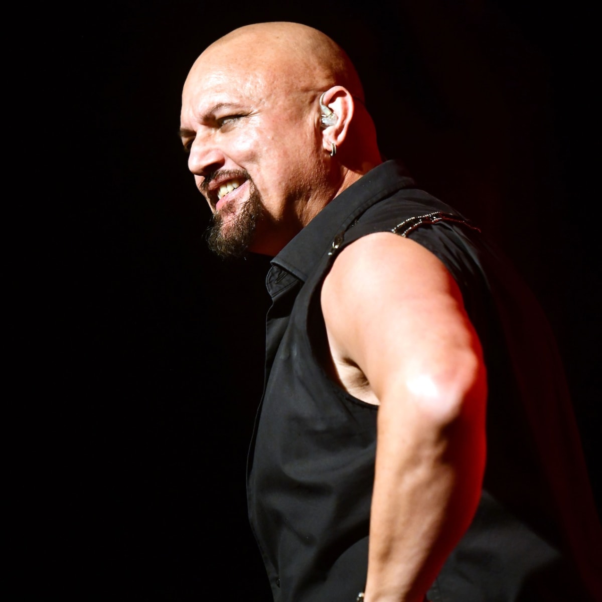 Watch Former Queensryche Singer Geoff Tate Perform Rage For Order And Empire Classics In Europe Metal Edge Magazine