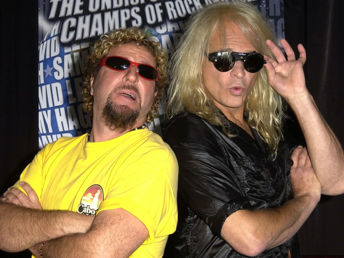 Sammy Hagar says he 'nearly got into fisticuffs' with David Lee Roth on  their 2002 co-headlining tour - Metal Edge Magazine