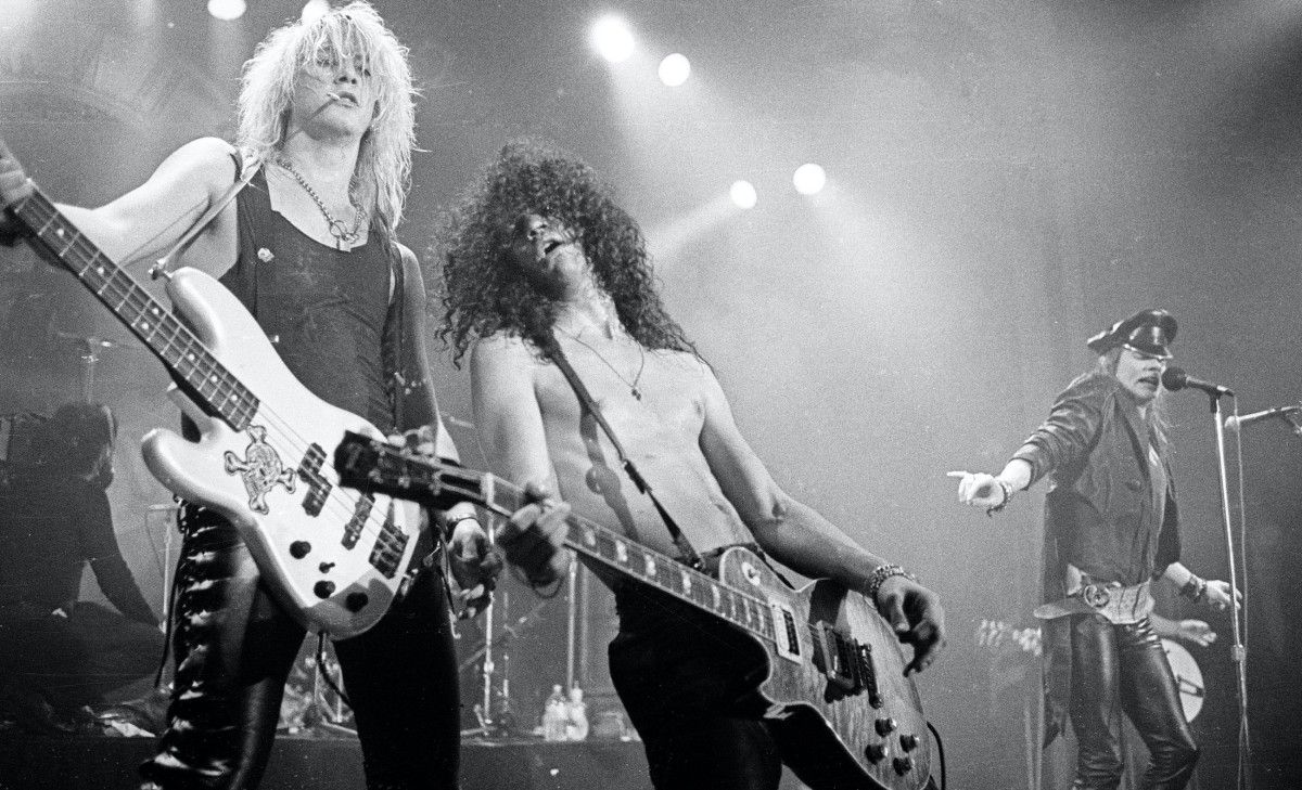 Slash: Inside Guns N' Roses Reunion, New Album 'Living the Dream