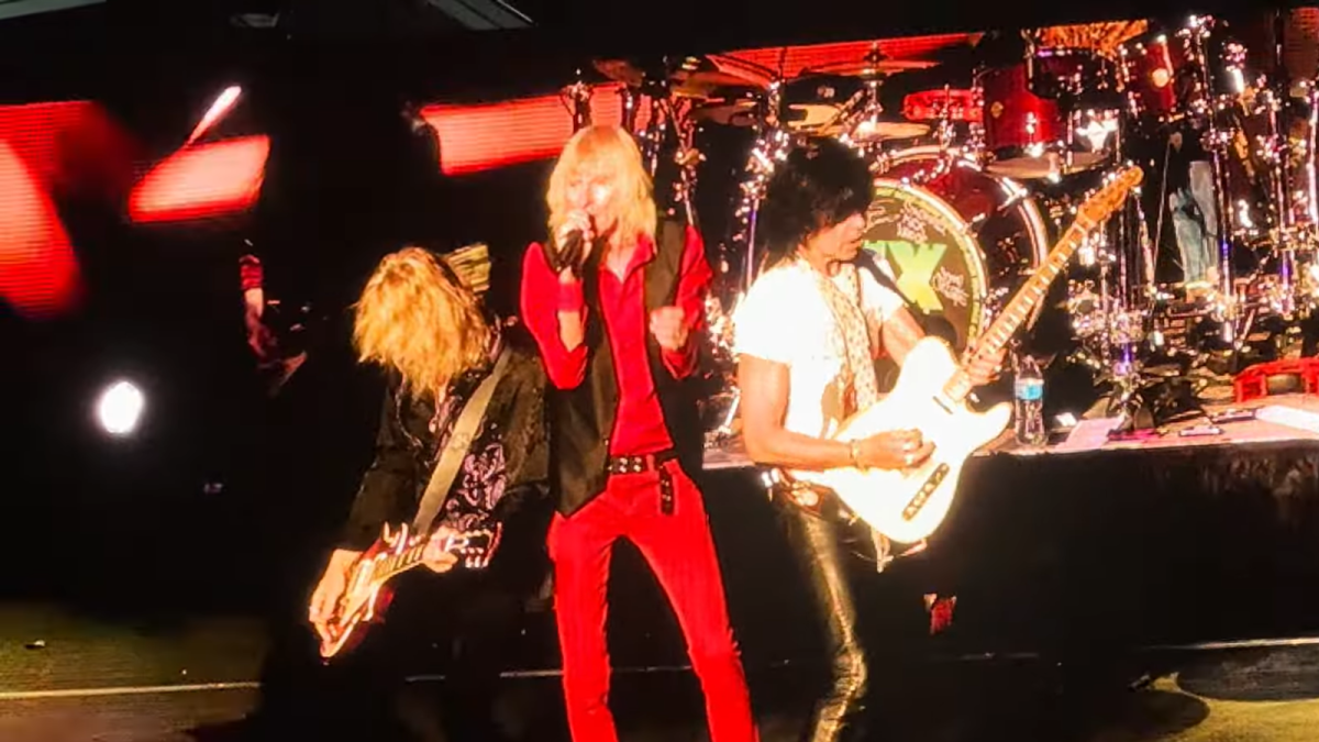 See KIX reunite with former members at final show Metal Edge Magazine